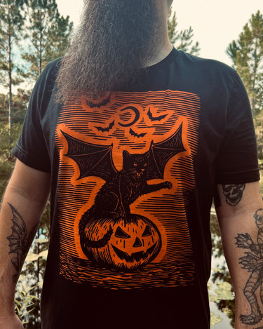 Bat Cat tee HALLOWEEN EDITION